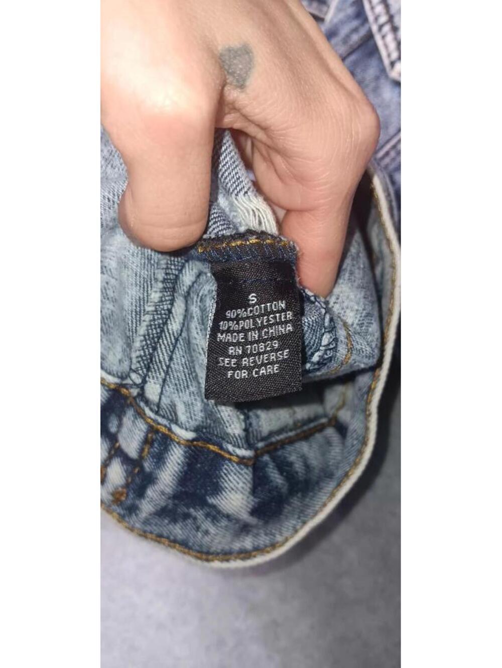 Carbon Denim Jean Jacket Mens Size Small Blue Jean Distressed Partial Acid Wash - Picture 6 of 13